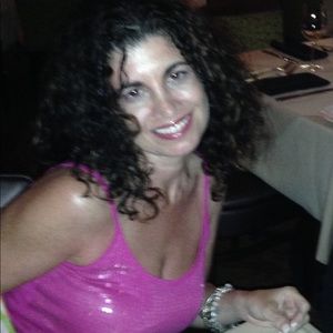 Meet your Posher, Cecelia